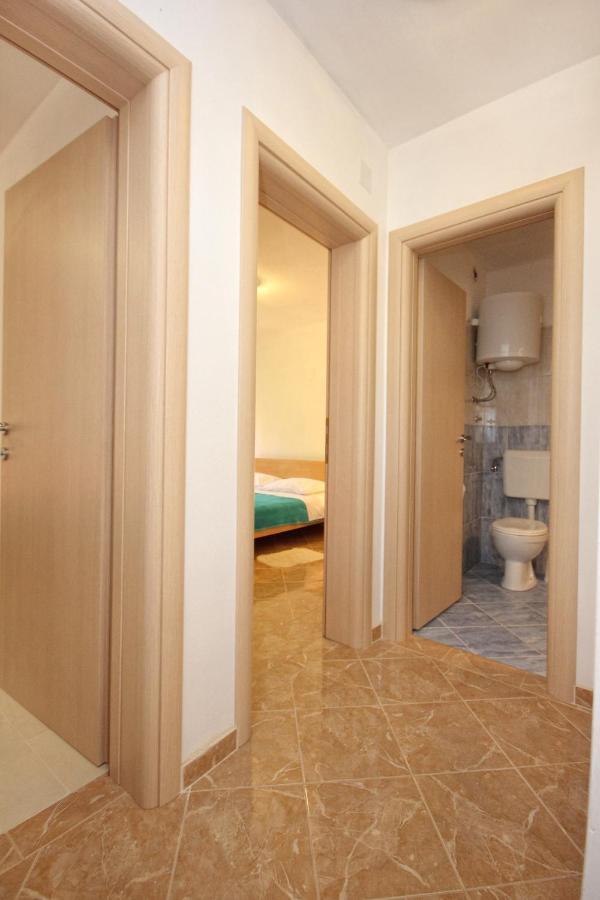 Apartments By The Sea Vlasici, Pag - 9324 מראה חיצוני תמונה
