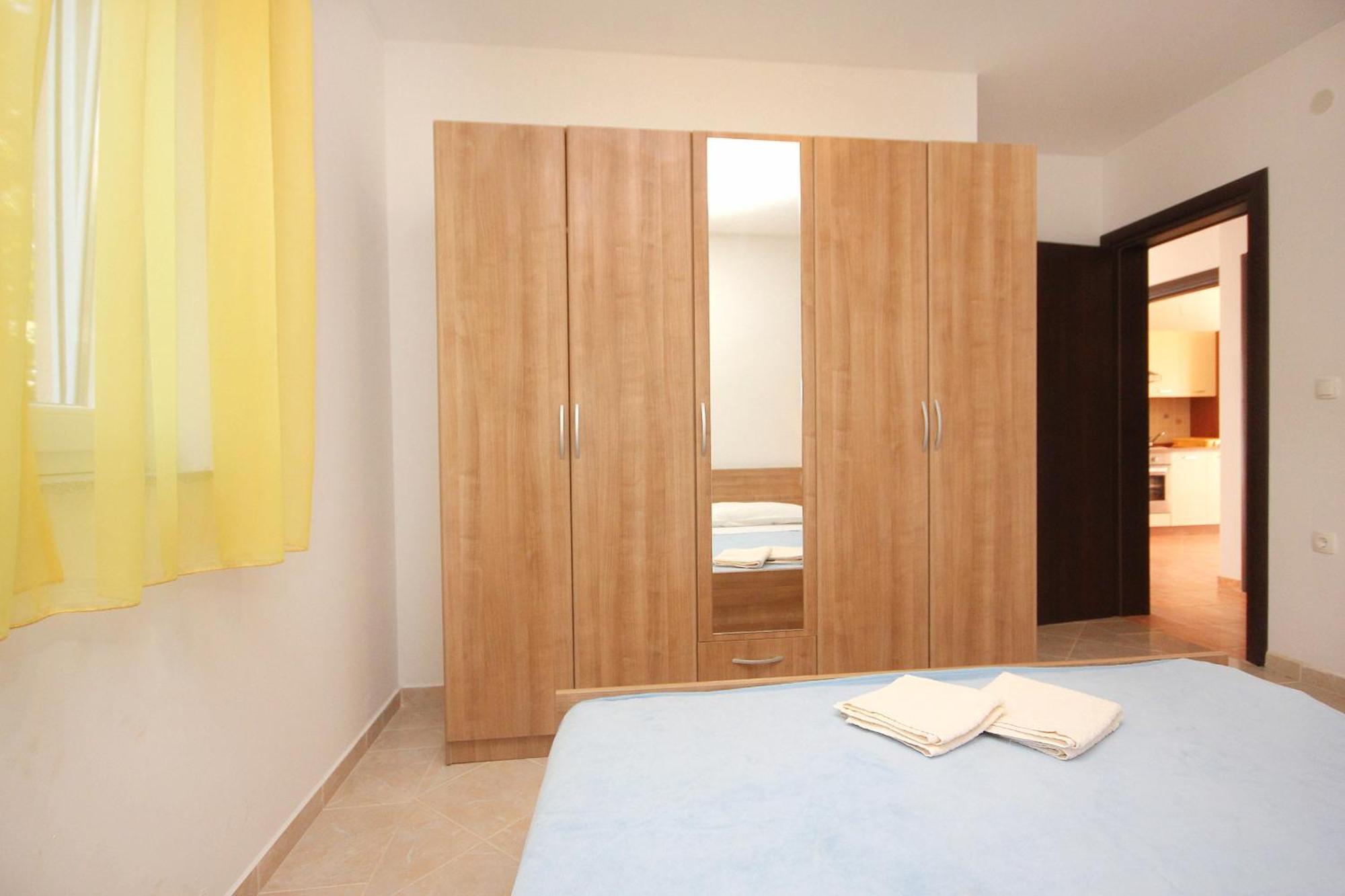 Apartments By The Sea Vlasici, Pag - 9324 חדר תמונה