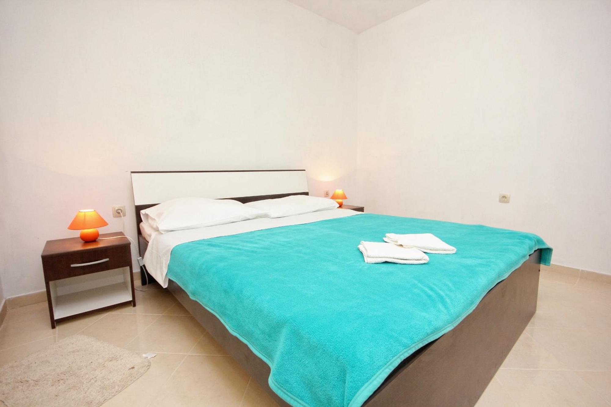Apartments By The Sea Vlasici, Pag - 9324 חדר תמונה